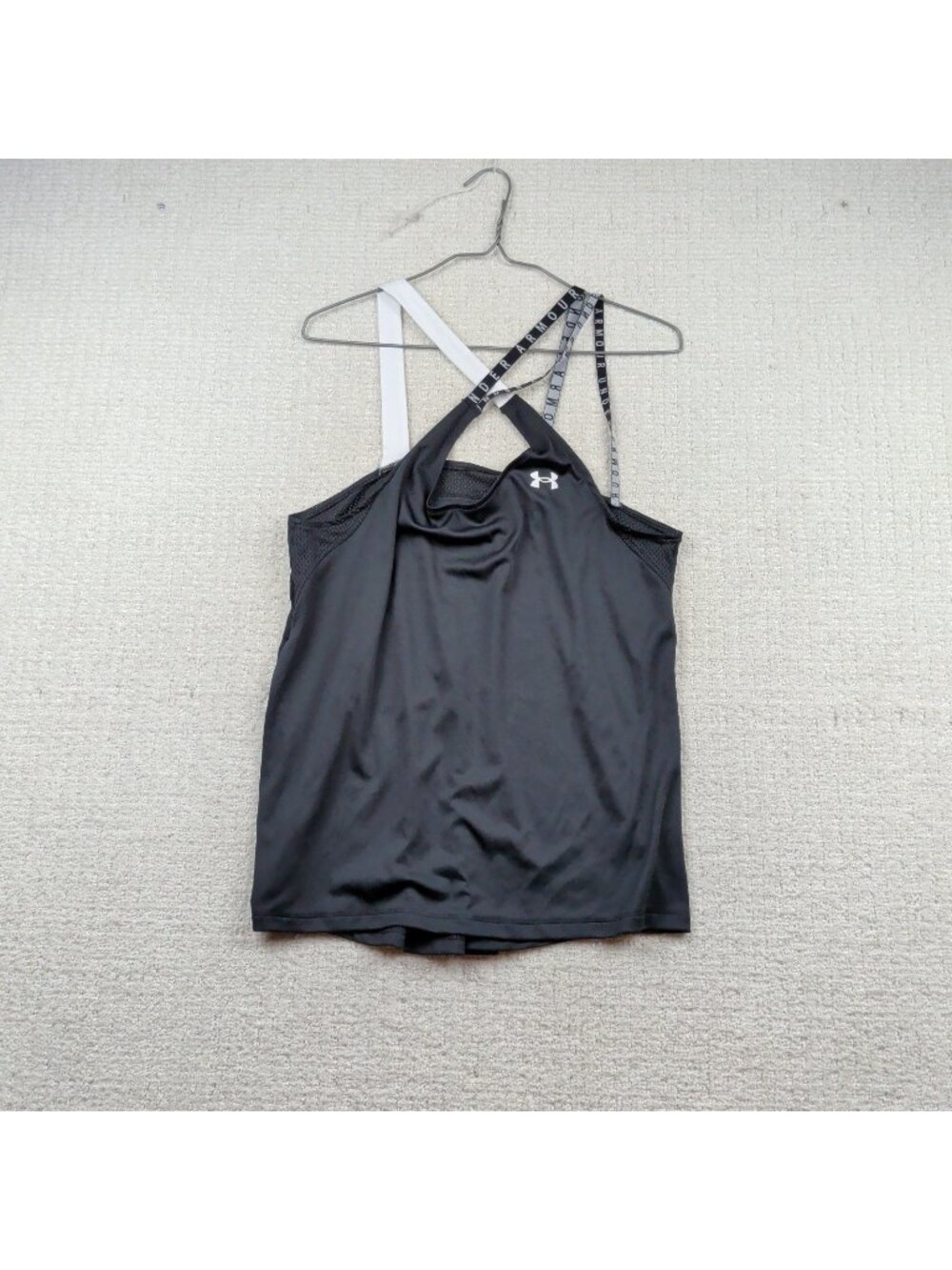 Under Armour Shirt Womens Sz XL Black Tank Top Athletic Heatgear Gym Workout